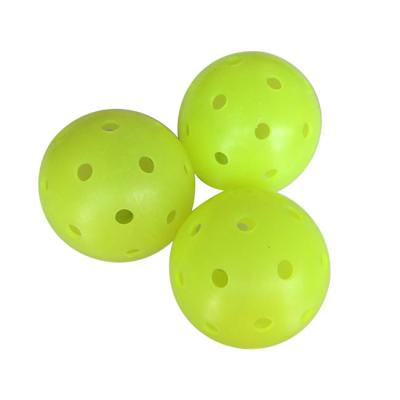 China High Density Standard Pickleballs USAPA Pickleball Seamless Competition For Outdoor Courts 40 Holes Outdoor Pickleball Balls for sale