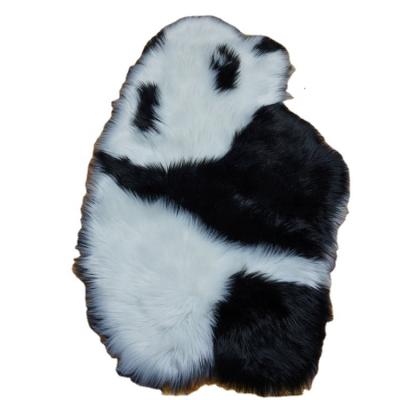 China Stain Resistant Hot Sales Small MOQ Shape Panda Blanket Faux Animal Skin Blanket Sheep Fur Animal Blanket for sale