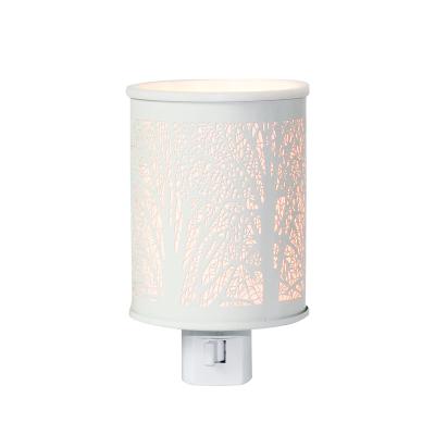 China Forest Design Plug-in Melting Wax Burner Melter Fragrance Candle Warmer Bulb Heater Melting Forest Design for sale