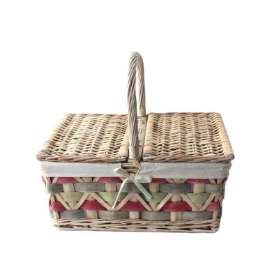 China Food Use Wicker Type Willow Picnic Baskets Europe 4 Person Material For Sale for sale