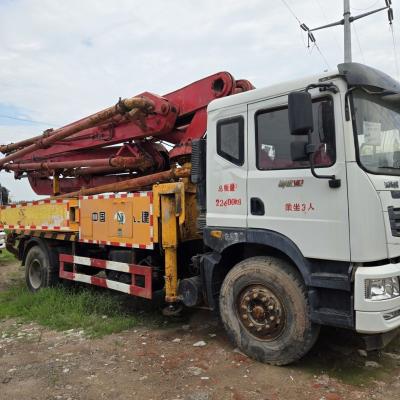 China Dongfeng Pump Truck and Sinotruk Chassis The Ultimate Combination for Water Pumping for sale