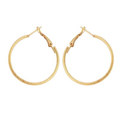 China CLASSIC Exquisite 30 mm Gold Striped Earrings Piercing Circle Earrings for sale