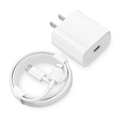 China Fast Charging Travel 20w PD US Plug Wall Charger Power Apple iPhone 12/13 Mobile Fast Charging Type C Charger Cable for sale