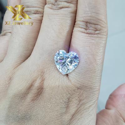 China Game or fire heart shape 8*8MM color loose E-F moissanite diamond for sale