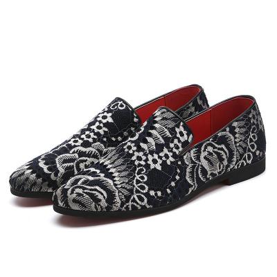 China 2021 Deodorization Chinese style embroidery slip on fdress shoes mens casual lether boys shoes stylish man loafers for sale