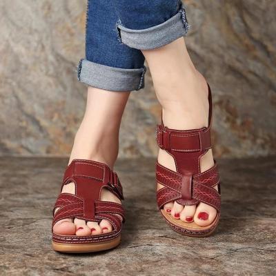 China Fashion Trend Summer Women Wedge Sandal Comfortable Bottom Heel Anti Wearing Large Size Flat Thick Bottom Sandals Wedge Platform Women Sandals for sale