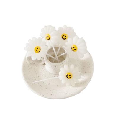 China Smooth surface Top Quality And Good Price 4 Chrysanthemums Sunflowers Smiley Flower Birthday Candles for sale