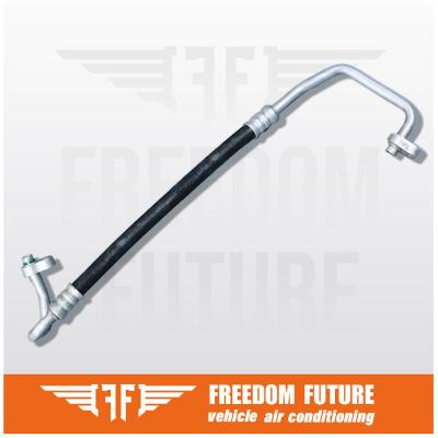 China Discharge Pipe Hyundai Tucson Kia Sportage 2.0 2.4L 10-13 OEM 97762-2S500 for sale