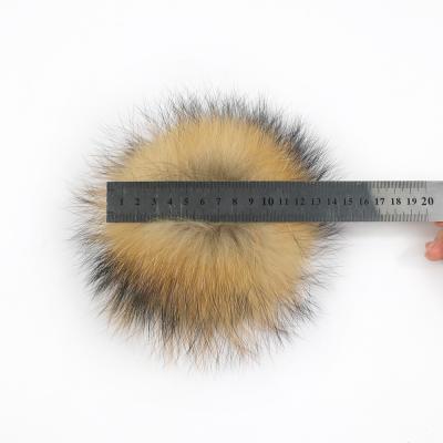 China Factory European Wholesale 12cm Natural Color Real Color Raccoon Fur Pompoms Ball DIY Bean Hat Decorative Scarf for sale