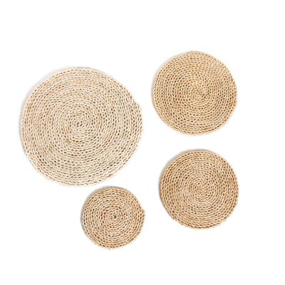 China 2021 Dining Table Place Mats Natural Seagrass Placemat Sustainable Custom Natural Round Woven for sale