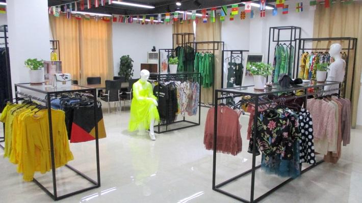 Verified China supplier - Guangzhou Nixiya Garment Co., Ltd.