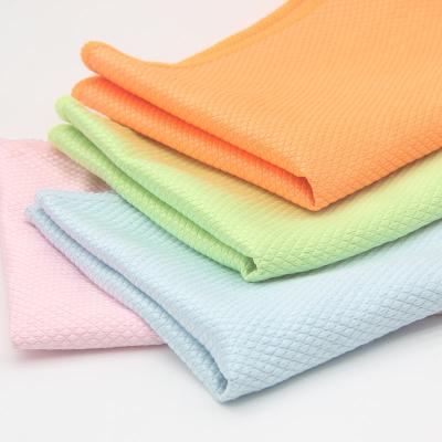 China Fish Scale Cloth Glass Cleaning Cloth Logo Microfiber Viable Shiny Custom Window Cleaning Cloth for sale