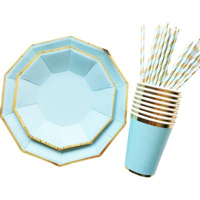 China 2021 Sustainable Hot Selling Disposable Tableware Set Solid Printing Paper Wedding Decoration Plates Cups Straws Party Tableware Set Disposable for sale