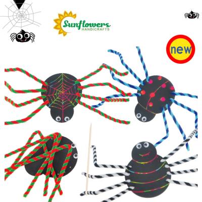 China Hot Selling Celebration Toys DIY Unlock Handwork Halloween Spiders Unlock Kits For Kids Diy Toys for sale