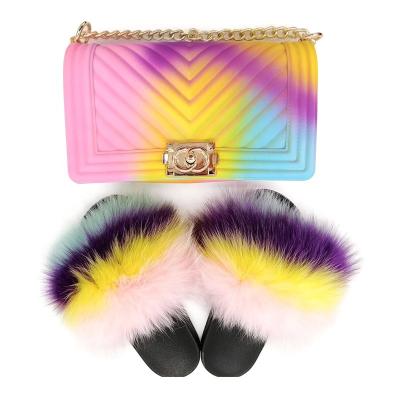 China Lightweight Trendy Fur Slippers With Bag Set For Women Custom Real Fox / Raccoon Fur Slips Purse Matching Sets for sale