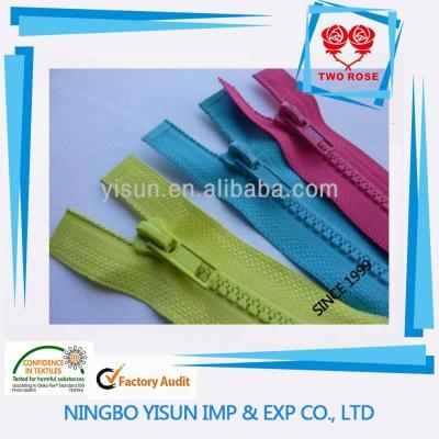 China NO.3 Auto lock auto lock plastic zipper and resin zipper, c/e, for fabric. long chain plastic pull tab. for sale