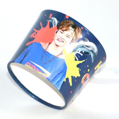 China Recyclable custom mug sleeve photo image design printing solid thick cardboard paper kpop event mug sleeve for sale