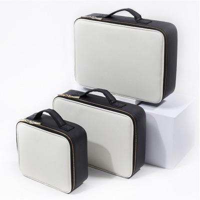 China Korean Hot Selling Version Travel Eyelash Portable Shoulder Bag Portable Makeup Bag With Dividers for sale