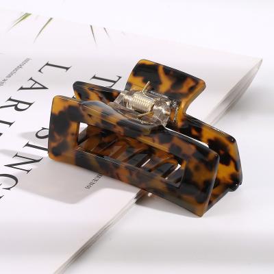 China Metallic clip hot selling European and American style stylish large size acetate hair claw clips for women for sale