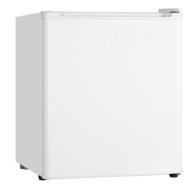 China Environmental Friendly Hot Sale 45L Bar Mini Fridge Home Small Refrigerator for sale