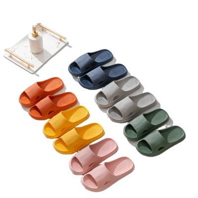 China 2022 Cushioning Unique High Quality Sports Slippers Custom Unisex Soft Non-slip Colorful for sale