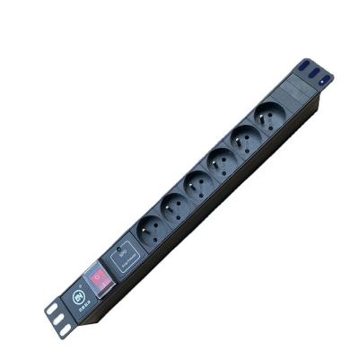 China French Quality 6 Long Lasting Safety Power Outlet Master Switched PDU With Surge Protection for sale