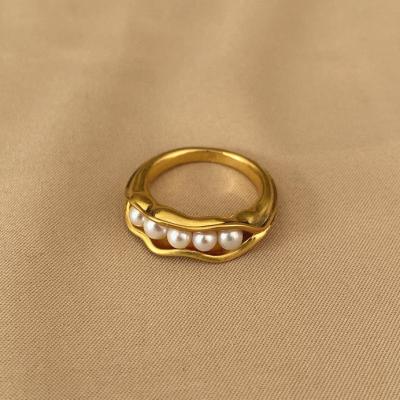 China Fashion Jewelry Brass Environmental Friendly Gold Plated Natural Freshwater Pearl Pea Pod Finger Ring For Women for sale