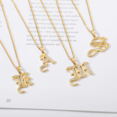 China Personalized Customized High Quality Gold Plated Zircon Initial Letter Alphabet Necklaces Fashion Environmentally Friendly Old English Necklace for sale