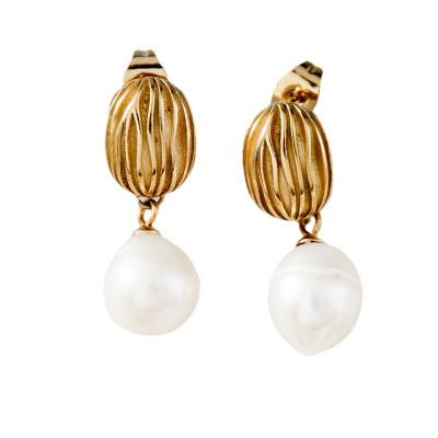 China Jewelry Environmental Friendly Hypoallergenic Elegant Hypoallergenic Tarnish Free Irregular Vintage 18K Gold Plated Stainless Steel Freshwater Pearl Drop Earring for sale