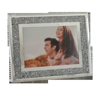 China Crystal Stone Picture Frame Wedding Friends Desktop Display Stand Thanksgiving Gifts 7inch Stone Picture Frame for sale