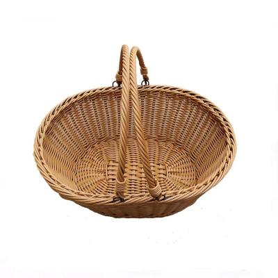 China Gift Baskets Willow Woven Picnic Easter Candy Storage Basket Empty Empty Oval Wicker Wicker Basket With Handle for sale