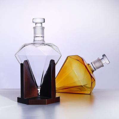 China Empty Set 850ml 1000ml Diamond Decanter With Wood Base Wine Liquor Amazon Whiskey For Liquor Rum Wine Whiskey Tequila for sale