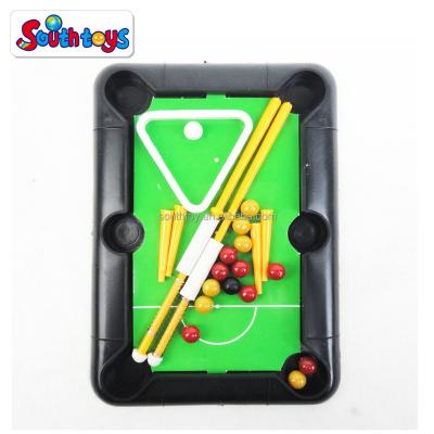 China Toy Cheap Mini Desktop Snooker Sports Toy Set Billiard Ball Billiard Table Game for sale