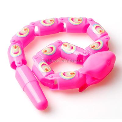 China Party Favor Assorted Color Joined Corrugated Plastic Snakes for sale