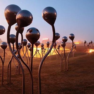 China SGS Certified 316 Stainless Steel Sculpture Outdoor Unique for sale