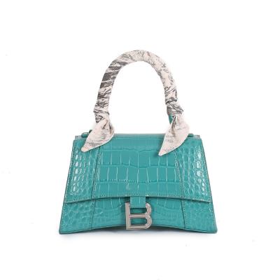 China Fashion 8916 Gzmuta High Standard Multiple Colors Synthetic Leather Women'S Handbags Female Landies Handbags for sale