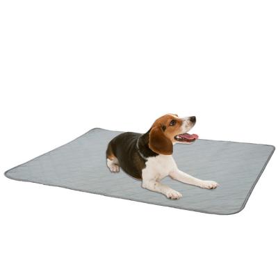 China 90cm 100cm ANIMAL DE ESTIMAÇÃO Pee Pad de 4 camadas, esteiras absorventes do alimento para cães da água à venda