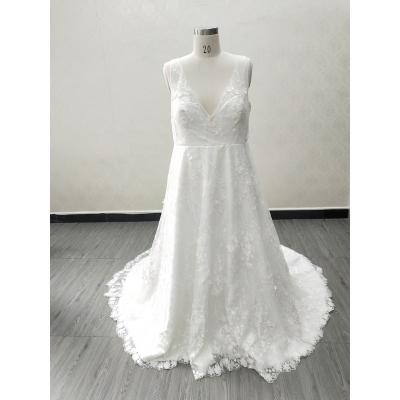 China LW3160 Plus Size Breathable V-Neckline Lace A-Line Wedding Dresses With Applique V Chapel Train Zipper Back Bridal Gowns for sale