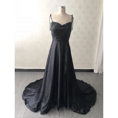 China Breathable LE2082 High Quality A Line Thin Straps Evening Formal Party Dresses With Satin Zipper Backless Black Evening Dresses for sale