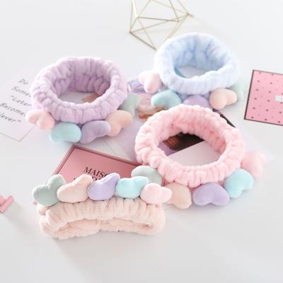 China Fashion Heart Shape Wash Face Hair Band Cartoon Insti Love Lightwave Female Scrunchies Toss Lovely Hair Band Baby Bow for sale