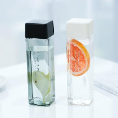 China New Multi Viable Color Free Sample Matt Square Frosted 16oz Juice Plastic Bottles Water Juicing Bottle Custom With Strap for sale