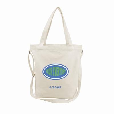 China 2022 Eco-Friendly Hot Fashion Tote Bags With Custom Printed Colorful Canvas Zippered Logo For Students On Sale for sale