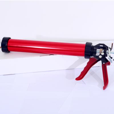 China Environmentally Friendly Aluminum Manual Sausage 600ml Refillable Caulking Gun for sale