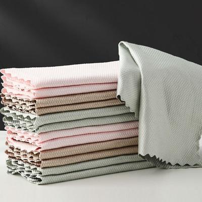 China Microfiber QUICK DRY Household Kitchen Cleaning Towel Car Polish Wash Towel Fish Scale Glass Cloth for sale