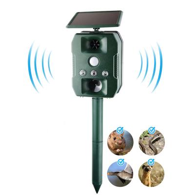 China Yard Dog Yard Lawn Solar Viable Outdoor Farm Animal Reflector Ultrasonic Cat Wild Boar Reflector With PIR Sensor Light Bird Repellent for sale