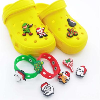 China Colorful Promotional Cheap Custom Claw Charm PVC Wristband Bangles Bracelets For Kids for sale