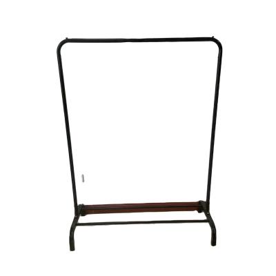 China Hot Selling Detachable Easily Assembled Floor Standing Metal Clothes Display Rack For Displaying Room for sale