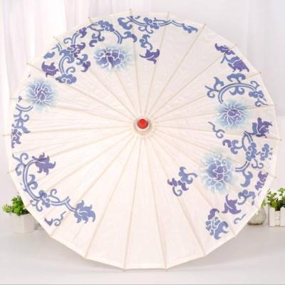 China a dança de 82cm sustenta guarda-chuvas de suspensão do parasol do teto de pano da flor da peônia do guarda-chuva à venda