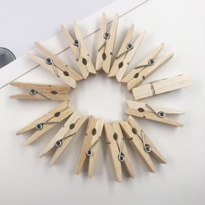 China Windproof Photo Wooden Cloth Hanging Clips Household Fixed Hanger Log Color for sale