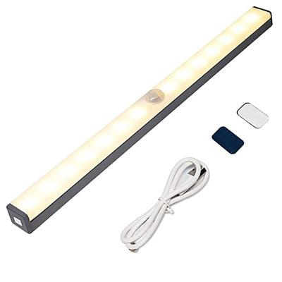 China Modern USB rechargeable pir motion sensor led cabinet light kitchen under cabinet led lamp for wardrobe for sale